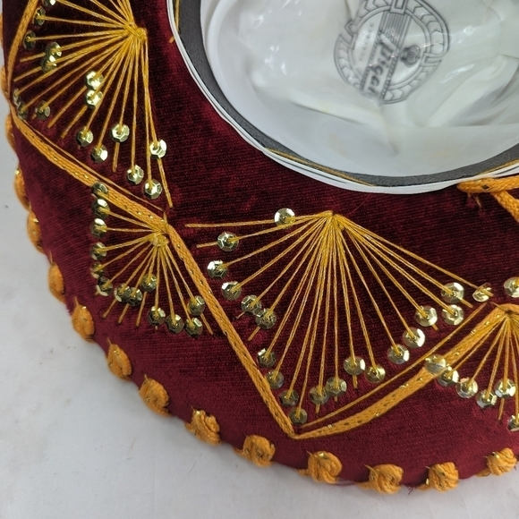 Vintage Pigalle Sombrero Mexican Hat Red Gold Sequin Velvet Yellow - Picture 9 of 13